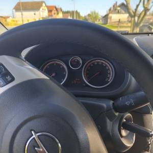 Prodajem Opel Corsu 1.3Cdti 2007god