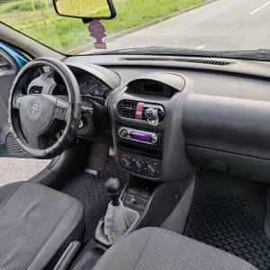 Prodajem Opel corsu 1.7 diesel