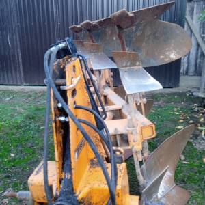Prodajem plug Kuhn-Huard