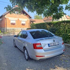 Škoda Octavia 1,4 TSI, 2015g