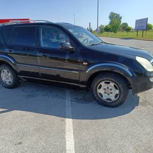 Ssyangyong Rexton 2.7xdi 4x4 prodaja ili zamjena uz moju nadoplatu