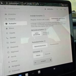 Tesla Model 3 SR+ RWD