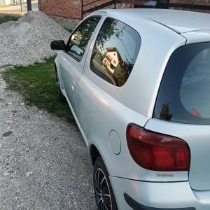 Toyota yaris 2005 1.0 klima