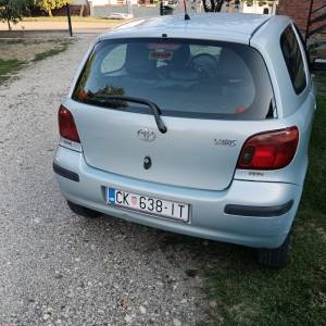 Toyota yaris 2005 1.0 klima