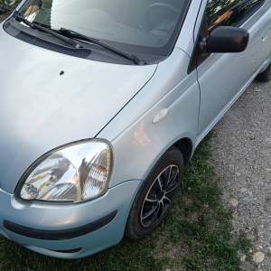 Toyota yaris 2005 1.0 klima