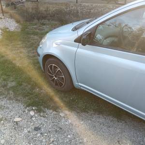 Toyota yaris 2005 1.0 klima