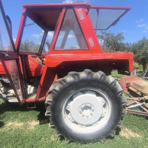 Traktor IMT