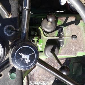 Traktor JOHN DEERE 2020