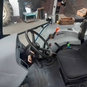 Traktor NEW HOLLAND T5050--100 ks