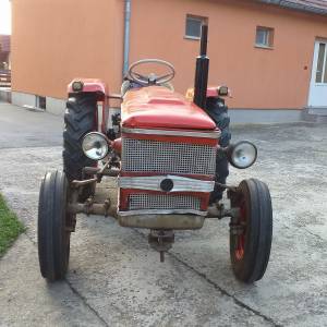 traktor zetor 2511