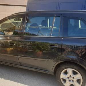 Opel Zafira automatik plin VRHUNSKI UDOBAN auto