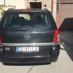 Opel Zafira automatik plin VRHUNSKI UDOBAN auto