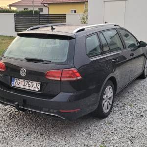 VW Golf 7,5 Comfortline 1.0 TSI, NAVI, ALU,LED masaža,touch ekran,ACC
