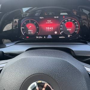VW Golf 8 2,0 TDI