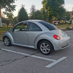 VW NEW BEETLE - VOLKSWAGEN BUBA 1.9 TDI KLIMA, ALU 16, TEMPOMAT 5700€