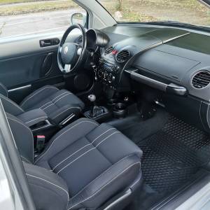 VW NEW BEETLE - VOLKSWAGEN BUBA 1.9 TDI KLIMA, ALU 16, TEMPOMAT 5700€