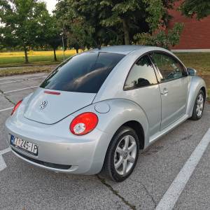 VW NEW BEETLE - VOLKSWAGEN BUBA 1.9 TDI KLIMA, ALU 16, TEMPOMAT 5700€