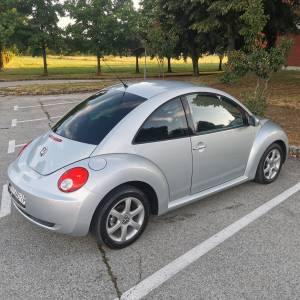 VW NEW BEETLE - VOLKSWAGEN BUBA 1.9 TDI KLIMA, ALU 16, TEMPOMAT 5700€