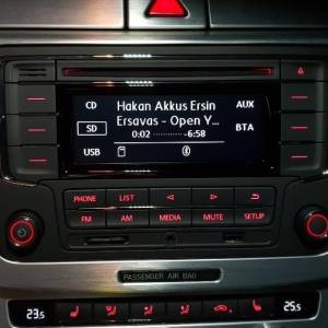 VW radio ORIGINAL-Golf 5,6,Caddy,Passat,Polo itd...TELEFON,USB, CDmp3