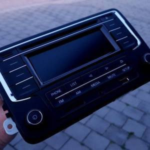 VW radio ORIGINAL-Golf 5,6,Caddy,Passat,Polo itd...TELEFON,USB, CDmp3