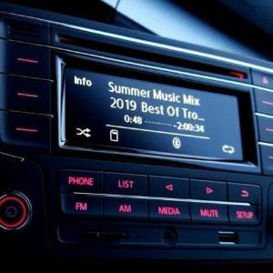 VW radio ORIGINAL-Golf 5,6,Caddy,Passat,Polo itd...TELEFON,USB, CDmp3