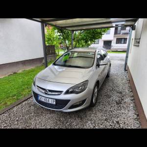 Astra J 1,7 cdti 2014.