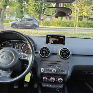 AUDI / A1 Sportback 1,6 TDI 2018 god. Registriran do 08/26.