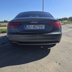 Audi A5  Sline (Nije fiksno)