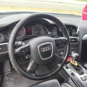 AudiA6 3.0 V6 TDI VELIKI SERVIS  DOSTA OPREME