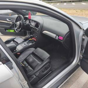 AudiA6 3.0 V6 TDI VELIKI SERVIS  DOSTA OPREME