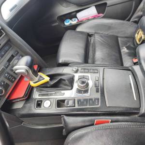 AudiA6 3.0 V6 TDI VELIKI SERVIS  DOSTA OPREME
