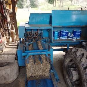 Balirka za kockaste bale ama 163