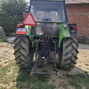 DEUTZ DX86 sa prednjim utovarivačem