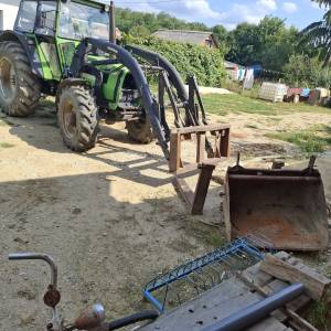 DEUTZ DX86 sa prednjim utovarivačem