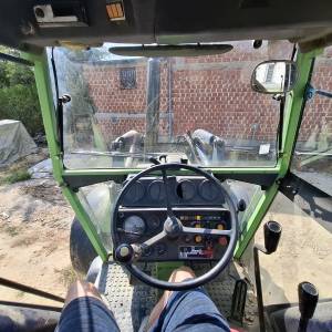 DEUTZ DX86 sa prednjim utovarivačem