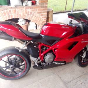 ducati 848