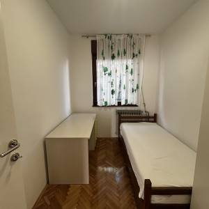 Gornja Dubrava - Novonamješten 3-soban stan 75 m2 + parking