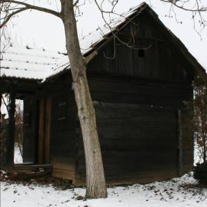 Klet sa voćnjakm