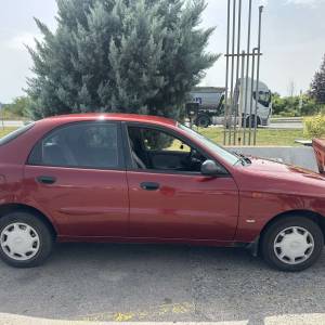 Lanos 1.4 Reg 12/2025 700€