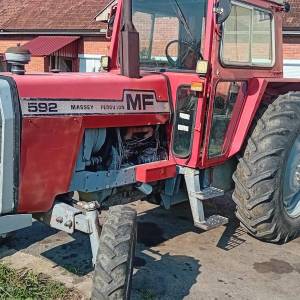 Massey ferguson 592