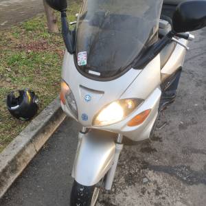 Maxi skuter Piaggio X9 180ccm