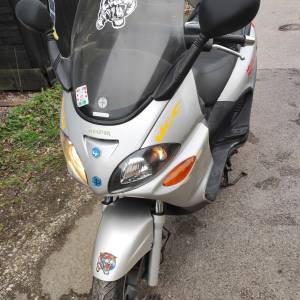Maxi skuter Piaggio X9 180ccm