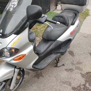Maxi skuter Piaggio X9 180ccm