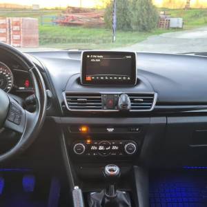 Mazda 3 2015 150ks