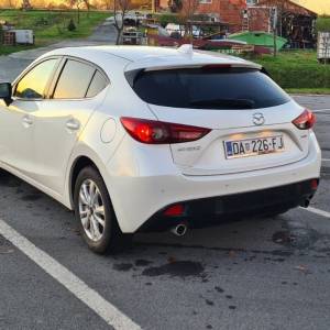 Mazda 3 2015 150ks