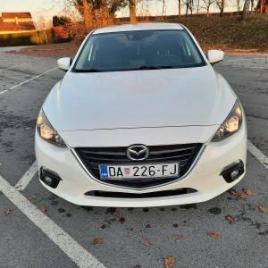 Mazda 3 2015 150ks