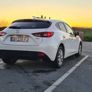 Mazda 3 2015 150ks