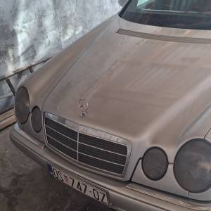 Mercedes E klasa w210