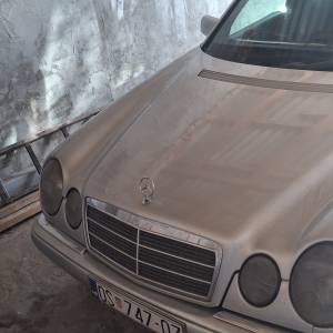 Mercedes E klasa w210