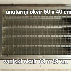 Metalne žaluzine, pleksiglas crni